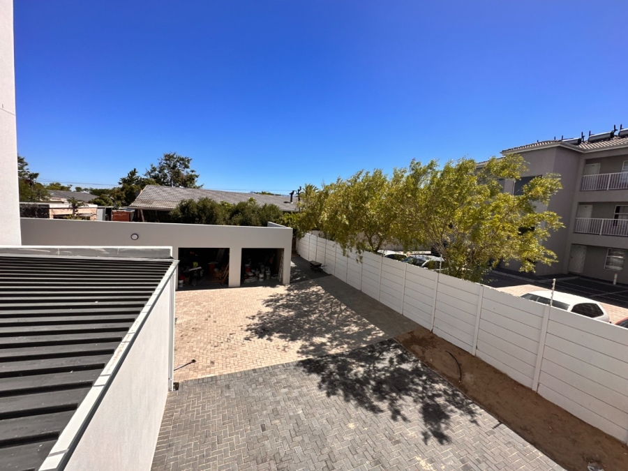 2 Bedroom Property for Sale in Table View Western Cape